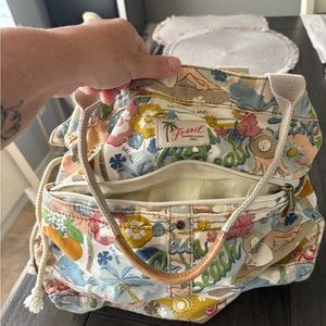 Large Fossil brand canvas bag